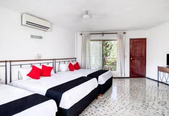 Hotel San Carlos has Balcony rooms