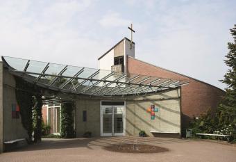 Krelinger Freizeit- und Tagungszentrum allows 18 year olds to book a room