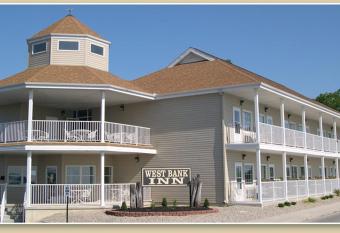 West Bank Inn has Balcony rooms