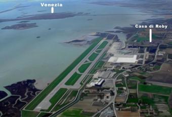 CASA DI ROBY - VENICE AIRPORT has Balcony rooms