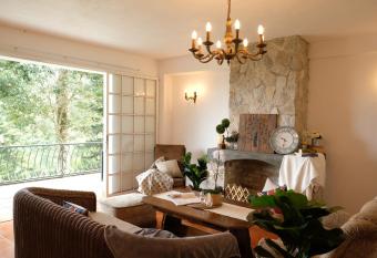 Green Acres Fraser Hill has Balcony rooms