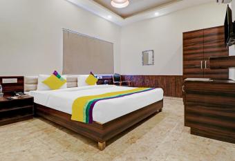 Itsy By Treebo - Jashan allows 18 year olds to book a room