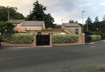 3 bedrooms villa with sea view enclosed garden and wifi at Trecastagni has Balcony rooms