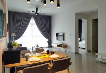 Conezion Putrajaya VacationHome by The Best Host allows 18 year olds to book a room