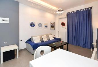 Excellent apartment luxuriously renovated has Balcony rooms