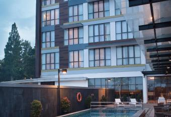 OYO 1924 Hotel Rafflesia allows 18 year olds to book a room