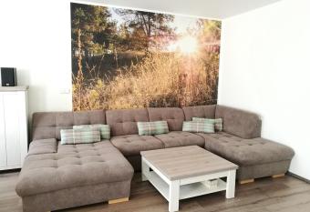 Apartm  n G4 Maty has Balcony rooms