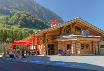 Loft-Inn allows 18 year olds to book a room