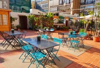 The Central House Barcelona Gracia has Balcony rooms