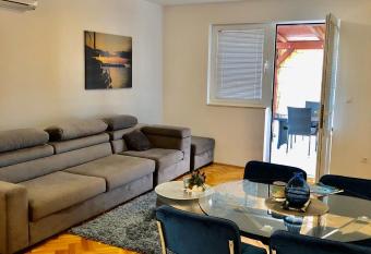 Apartment SUNNY PARADISE 2, Makarska - Promajna has Balcony rooms