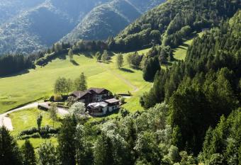 Appartamenti Lembondel - Ledro has Balcony rooms