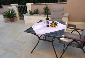 MARILU has Balcony rooms