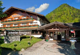 Steinbach-Hotel has Balcony rooms
