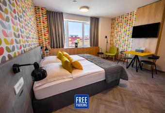 Urban Ring Hotel allows 18 year olds to book a room