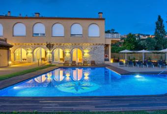 Hostalet de Begur - Adults Only allows 18 year olds to book a room