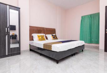 OYO 1917 Mamora Homestay allows 18 year olds to book a room