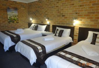 Forster Palms Motel allows 18 year olds to book a room