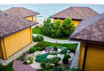 Chayka Resort allows 18 year olds to book a room