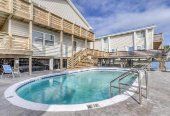 Gulf View #31 has Balcony rooms