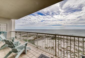 The Beach Club 806C has Balcony rooms