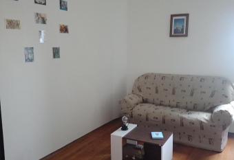 Apartamento Palacio Salvo allows 18 year olds to book a room