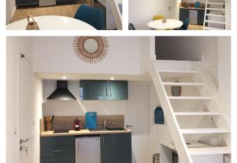 Duplex au c  ur du centre historique d   Arles allows 18 year olds to book a room