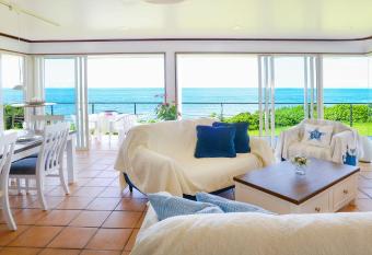 wisteria Ocean Nakijin allows 18 year olds to book a room