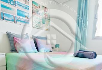 Paradise Ocean Suite allows 18 year olds to book a room
