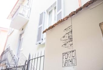 Residenza Porto Vecchio has Balcony rooms