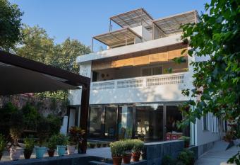 Amrit Bhawan allows 18 year olds to book a room