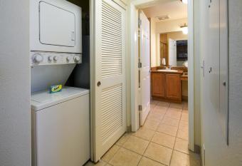 Tahiti All-Suite Resort has Balcony rooms