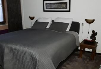 D n Engel has Balcony rooms