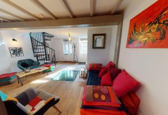 SEA-YOU Etaples-Le Touquet allows 18 year olds to book a room