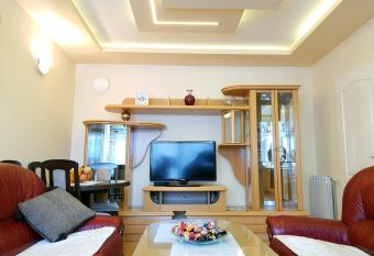 Apartman Harmony has Balcony rooms