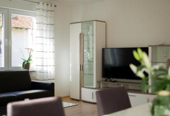 Ferienwohnung Donau allows 18 year olds to book a room