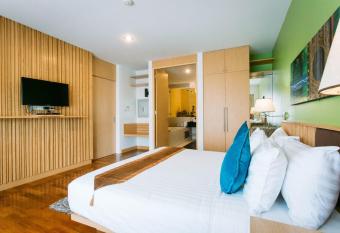 Mamaison Hotel has Balcony rooms