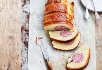 Crowne Plaza Lyon - Cit   Internationale has Balcony rooms