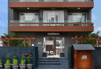 The Atara allows 18 year olds to book a room