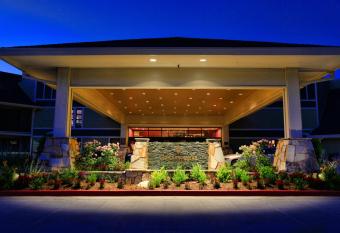 Lake Arrowhead Resort and Spa has Balcony rooms