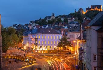 Elisabeth Apartments allows 18 year olds to book a room