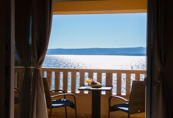 Hotel Villa D  amonja has Balcony rooms