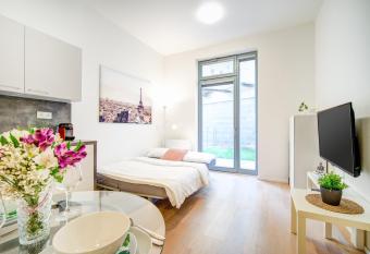 Studio Vln  na has Balcony rooms