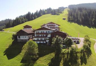 Berggasthof Bliembauer has Balcony rooms