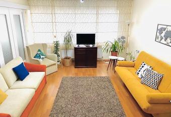 Comfy Flat 2 No Air Condition but has ceiling fans and central Heating has Balcony rooms