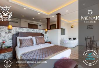 MENAR HOTEL&SUITES -Old City Sultanahmet allows 18 year olds to book a room