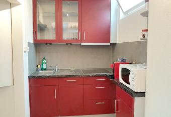 Studio with spa and wifi at Bevaix has rooms with a private hot tub