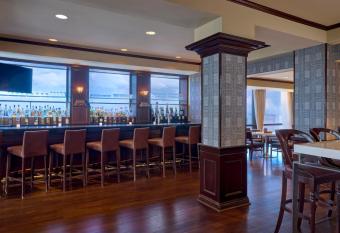 Omni New Haven Hotel at Yale allows 18 year olds to book a room