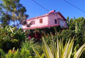 Appartement de 3 chambres avec vue sur la mer jardin clos et wifi a Le Tampon a 8 km de la plage has Balcony rooms