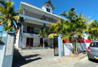 2 bedrooms apartement with furnished terrace and wifi at Trou aux Biches 1 km away from the beach has Balcony rooms
