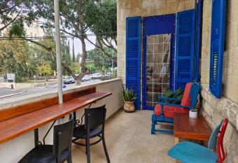 Hostel Roks allows 18 year olds to book a room